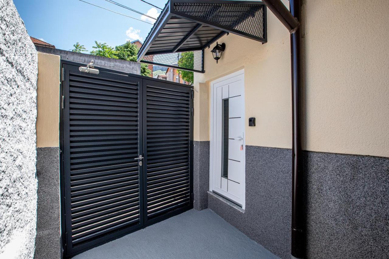 Self Check-In Apartment With Jacuzzi Mostar Kültér fotó