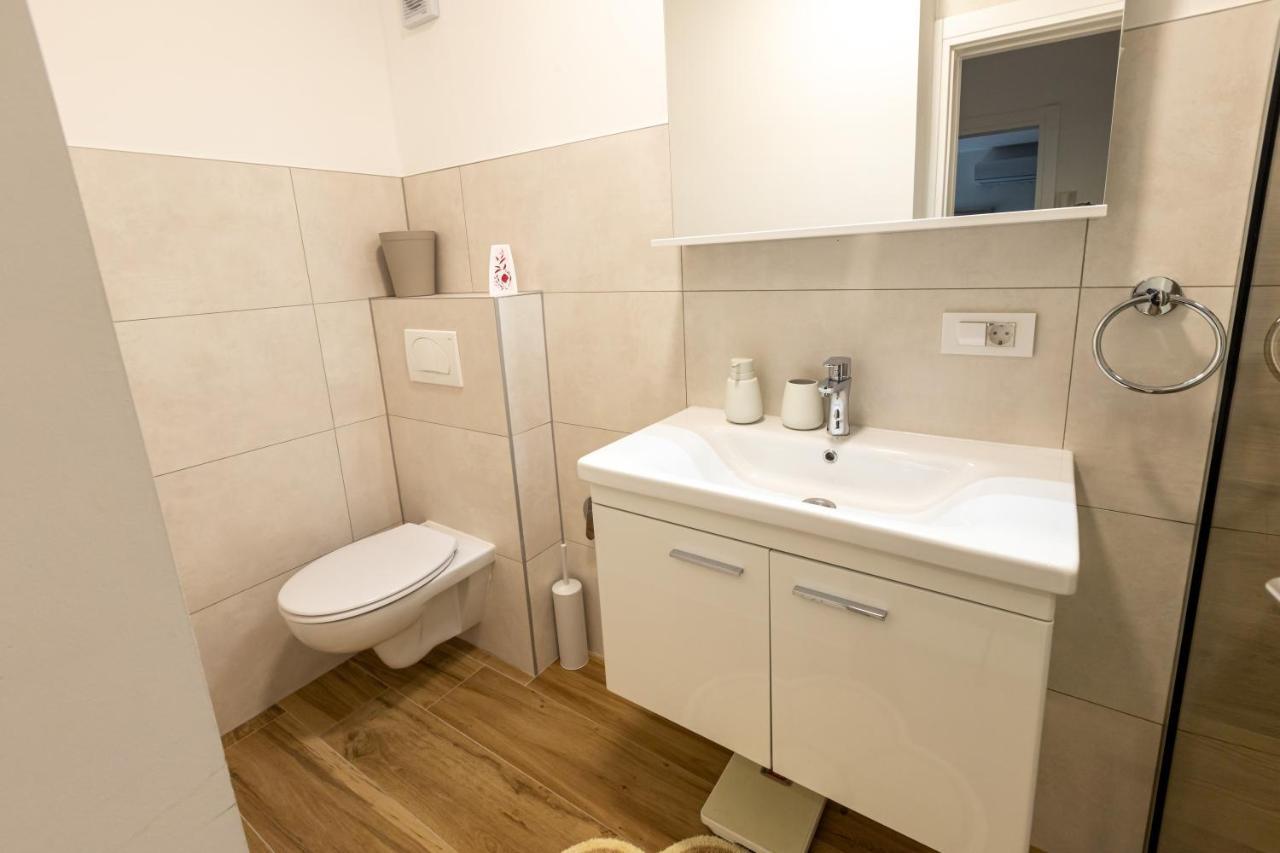 Self Check-In Apartment With Jacuzzi Mostar Kültér fotó
